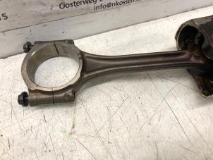 Gebruikte Drijfstang Peugeot 208 Prijs op aanvraag aangeboden door N Kossen Autorecycling BV