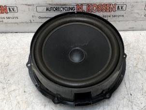 Gebruikte Luidspreker Volkswagen Touareg Prijs op aanvraag aangeboden door N Kossen Autorecycling BV