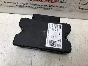 Gebruikte Handrem Module Volkswagen Touareg Prijs op aanvraag aangeboden door N Kossen Autorecycling BV