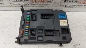 Gebruikte Zekeringkast Peugeot 207 SW (WE/WU) 1.6 16V Prijs op aanvraag aangeboden door N Kossen Autorecycling BV