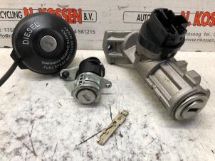 Gebruikte Slotenset Peugeot Boxer (U9) 2.2 Blue HDi 140 Prijs op aanvraag aangeboden door N Kossen Autorecycling BV