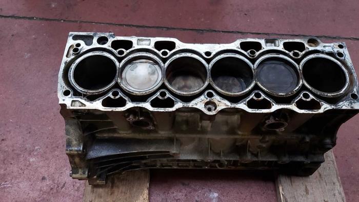 Gebruikte Motor Onderblok Volvo XC60 Prijs op aanvraag aangeboden door N Kossen Autorecycling BV
