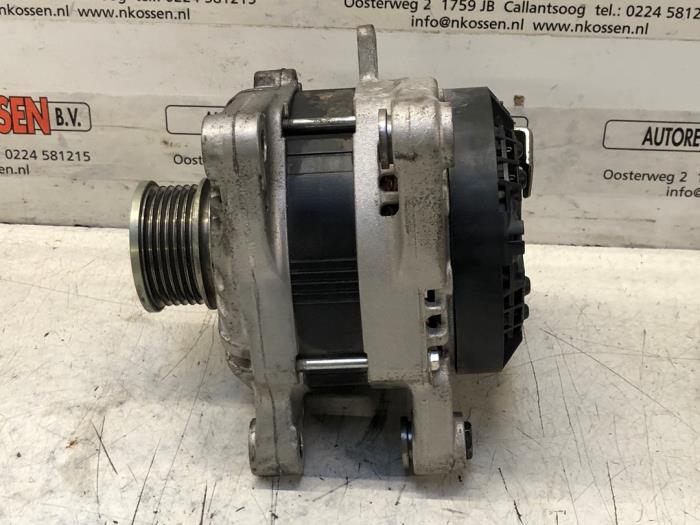 Dynamo van een Peugeot Boxer (U9) 2.2 Blue HDi 140 2021