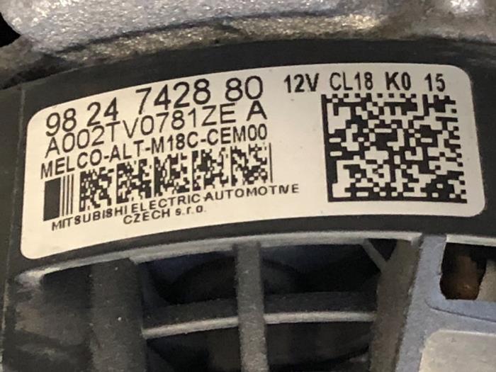 Dynamo van een Peugeot Boxer (U9) 2.2 Blue HDi 140 2021