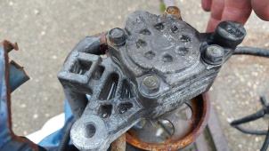 Gebruikte Stuurpomp Honda CR-V (RD1/3) 2.0i 16V VTEC Prijs op aanvraag aangeboden door N Kossen Autorecycling BV