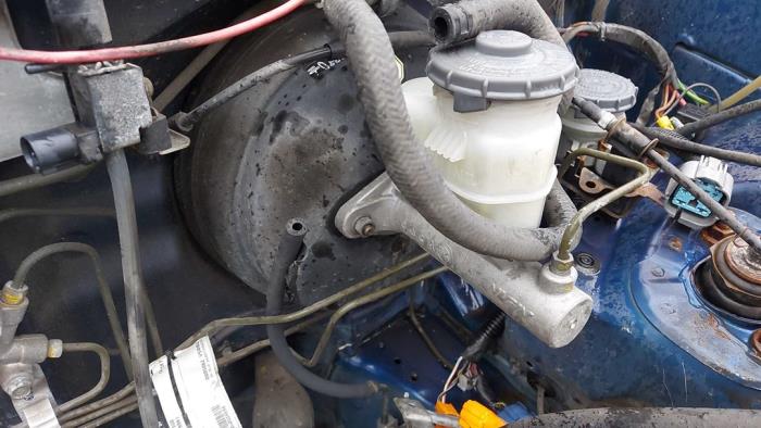 Gebruikte Hoofdremcilinder Honda CR-V (RD1/3) 2.0i 16V VTEC Prijs op aanvraag aangeboden door N Kossen Autorecycling BV
