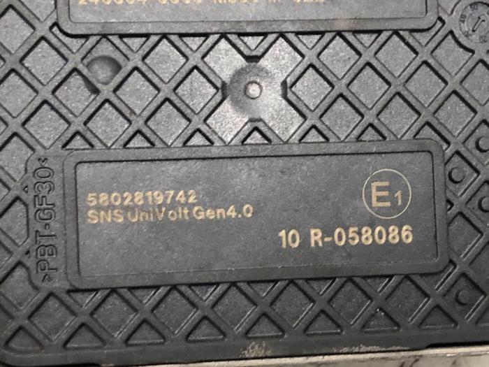 Nox sensor van een Iveco New Daily VI 33S16, 35C16, 35S16 2024