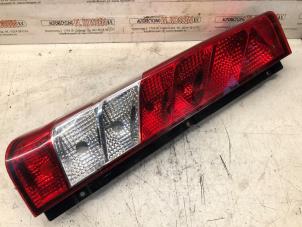 Gebruikte Achterlicht links Iveco New Daily VI Prijs op aanvraag aangeboden door N Kossen Autorecycling BV