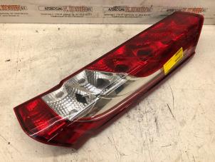 Gebruikte Achterlicht rechts Iveco New Daily VI Prijs op aanvraag aangeboden door N Kossen Autorecycling BV