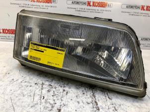 Gebruikte Rechter Koplamp Citroen Jumper (23) 2.5 TDI 12V Prijs op aanvraag aangeboden door N Kossen Autorecycling BV