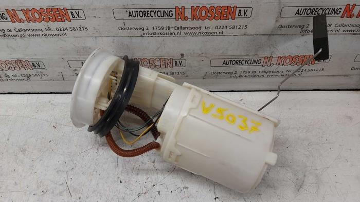 Gebruikte Benzinepomp Audi A6 Avant (C5) 2.4 V6 30V Prijs op aanvraag aangeboden door N Kossen Autorecycling BV