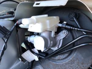 Gebruikte Hoofdremcilinder Ford C-Max (DXA) 1.6 TDCi 16V Van Prijs op aanvraag aangeboden door N Kossen Autorecycling BV