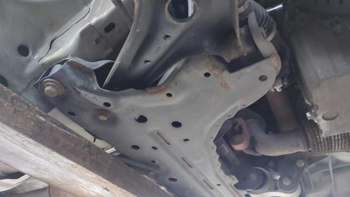 Gebruikte Subframe Ford Fiesta 6 (JA8) 1.0 Ti-VCT 12V 65 Prijs op aanvraag aangeboden door N Kossen Autorecycling BV