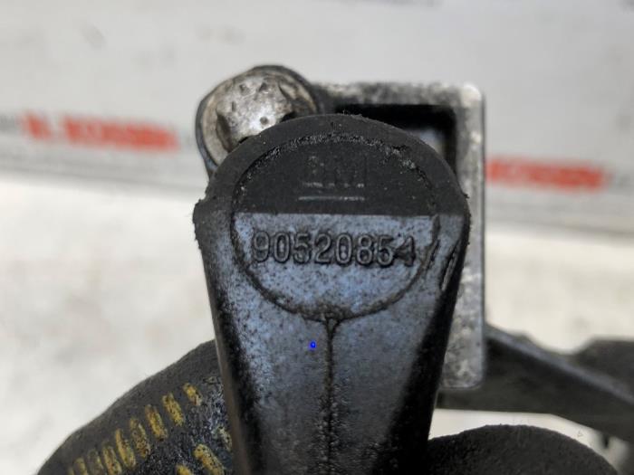 BDP Sensor van een Opel Astra G Caravan (F35) 1.6 GL,Club,Sport,CDX 1998