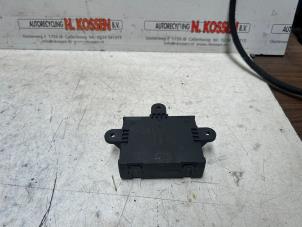 Gebruikte Centrale Deurvergrendelings Module Ford Fiesta 6 (JA8) 1.0 Ti-VCT 12V 65 Prijs op aanvraag aangeboden door N Kossen Autorecycling BV