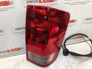 Gebruikte Achterlicht rechts Nissan Titan 5.6 V8 Flex-Fuel 4x4 Prijs op aanvraag aangeboden door N Kossen Autorecycling BV