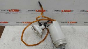 Gebruikte Benzinepomp Volkswagen Touareg (7LA/7L6) 4.2 V8 40V Prijs op aanvraag aangeboden door N Kossen Autorecycling BV