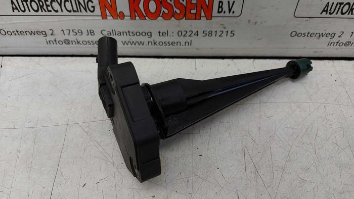Gebruikte Oliepeil sensor MAN TGE 2.0 TDI Prijs op aanvraag aangeboden door N Kossen Autorecycling BV