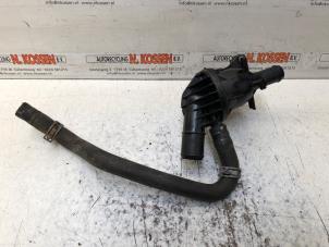 Gebruikte Thermostaathuis Ford Transit Custom 2.0 TDCi 16V Eco Blue 130 Prijs op aanvraag aangeboden door N Kossen Autorecycling BV