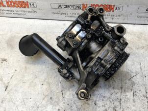 Gebruikte Oliepomp Volkswagen Transporter Prijs op aanvraag aangeboden door N Kossen Autorecycling BV