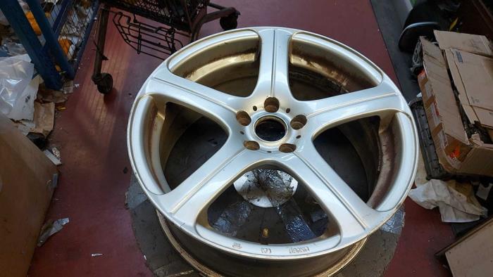 Velg van een Volvo XC90 I 2.9 T6 24V 2003
