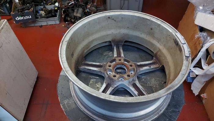 Velg van een Volvo XC90 I 2.9 T6 24V 2003