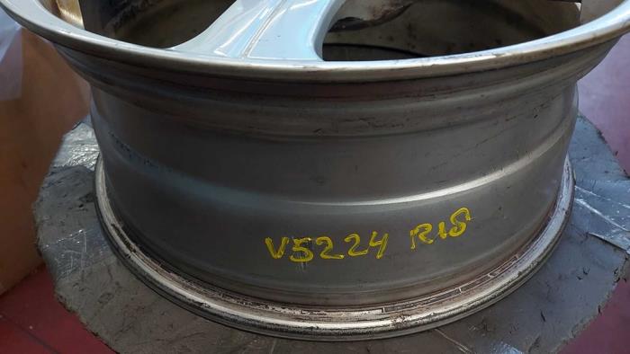 Velg van een Volvo XC90 I 2.9 T6 24V 2003