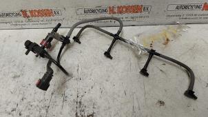 Gebruikte Brandstof retourleiding Ford Transit Connect 1.8 TDCi 75 Prijs op aanvraag aangeboden door N Kossen Autorecycling BV