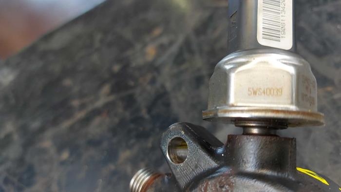 Brandstofdruk sensor van een Ford Transit Connect 1.8 TDCi 75 2009