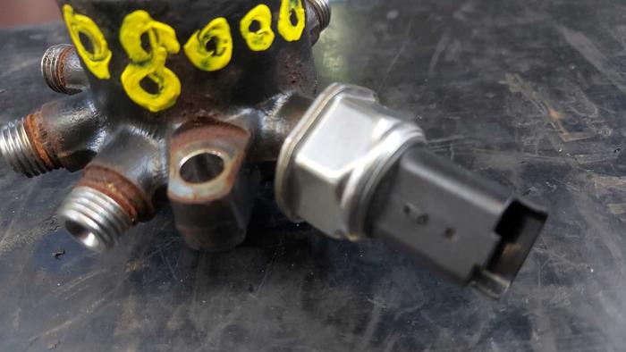 Brandstofdruk sensor van een Ford Transit Connect 1.8 TDCi 75 2009
