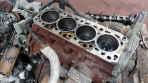 Gebruikte Drijfstang Ford Transit Connect 1.8 TDCi 75 Prijs op aanvraag aangeboden door N Kossen Autorecycling BV