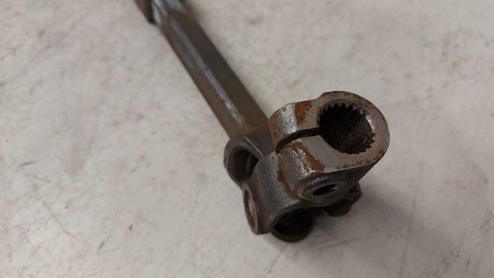 Stuurkolomas van een Peugeot Boxer (U9) 2.2 Blue HDi 140 2021