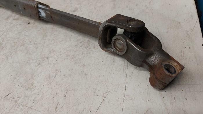 Stuurkolomas van een Peugeot Boxer (U9) 2.2 Blue HDi 140 2021