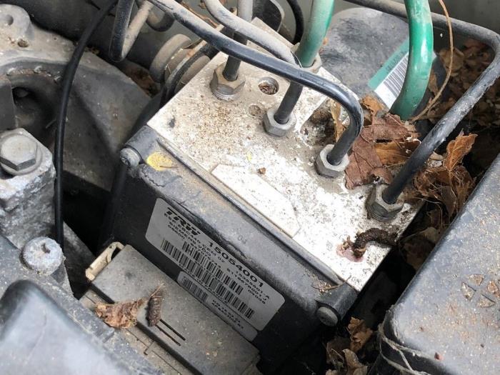 Gebruikte ABS Pomp Peugeot 407 (6D) 2.0 HDiF 16V Prijs op aanvraag aangeboden door N Kossen Autorecycling BV