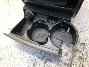 Gebruikte Bekerhouder Mercedes Sprinter 3,5t (906.63) 314 CDI 16V Prijs op aanvraag aangeboden door N Kossen Autorecycling BV