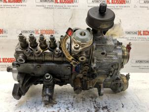 Gebruikte Dieselpomp Mercedes E diesel (W124) 2.5 250 D Turbo Prijs op aanvraag aangeboden door N Kossen Autorecycling BV