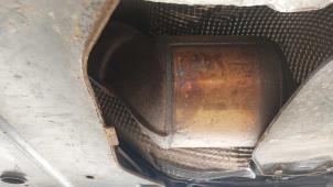 Gebruikte Katalysator Renault Megane II CC (EM) 2.0 16V Prijs op aanvraag aangeboden door N Kossen Autorecycling BV