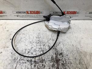 Gebruikte Portierslot Mechaniek 2Deurs links Renault Twingo II (CN) 1.2 16V Prijs op aanvraag aangeboden door N Kossen Autorecycling BV