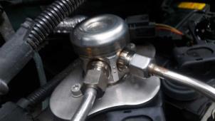 Gebruikte Hogedrukpomp BMW 3 serie Touring (E91) 318i 16V Prijs op aanvraag aangeboden door N Kossen Autorecycling BV