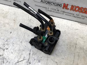 Gebruikte Luchtvering module Landrover Defender Prijs op aanvraag aangeboden door N Kossen Autorecycling BV