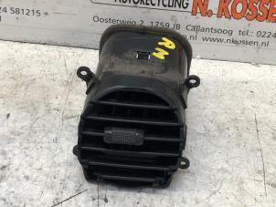 Gebruikte Luchtrooster Dashboard Isuzu D-Max 3.0 D 4x4 Prijs op aanvraag aangeboden door N Kossen Autorecycling BV