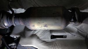 Gebruikte Katalysator Mercedes B (W245) 2.0 B-200 16V Turbo Prijs op aanvraag aangeboden door N Kossen Autorecycling BV