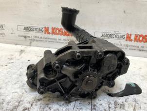 Gebruikte Oliepomp Peugeot Boxer Prijs op aanvraag aangeboden door N Kossen Autorecycling BV