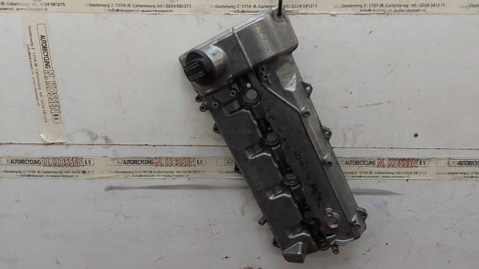 Gebruikte Kleppendeksel Mercedes ML I (163) 400 4.0 CDI V8 32V Prijs op aanvraag aangeboden door N Kossen Autorecycling BV