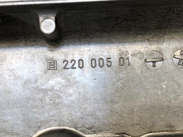 Kleppendeksel van een Mercedes ML-Klasse 2002