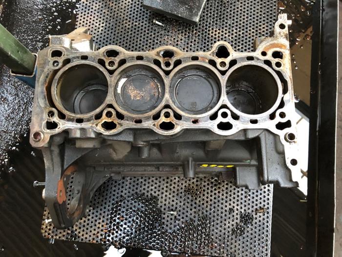 Gebruikte Drijfstang Opel Astra Prijs op aanvraag aangeboden door N Kossen Autorecycling BV
