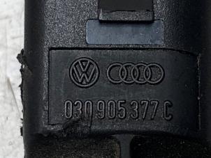Pingelsensor van een Volkswagen Polo V (6R) 1.2 TDI 12V BlueMotion 2012