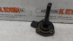 Gebruikte Oliepeil sensor BMW X5 (E53) 4.4 V8 32V Prijs op aanvraag aangeboden door N Kossen Autorecycling BV