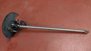 Gebruikte Steekas links-achter Iveco New Daily VI 33S16, 35C16, 35S16 Prijs op aanvraag aangeboden door N Kossen Autorecycling BV