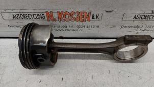 Gebruikte Zuiger Peugeot 208 Prijs op aanvraag aangeboden door N Kossen Autorecycling BV